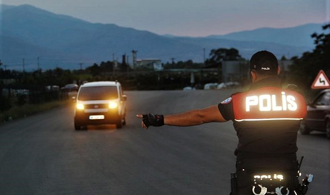 Erzincan'da aranması bulunan 15 şahıs yakalandı