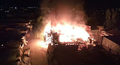 Erzincan'da Keresteciler Sitesinde yangın