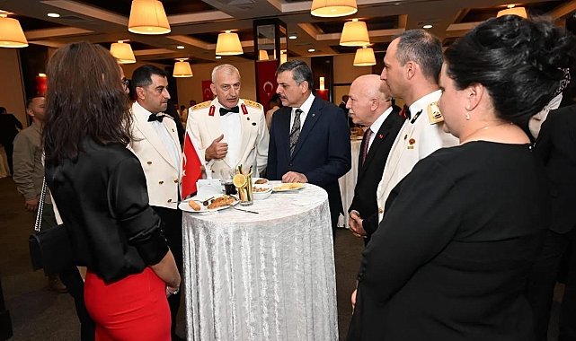 Erzurum'da 30 Ağustos Zafer Bayramı resepsiyonu