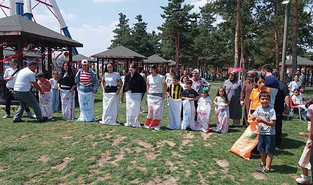 Erzurum'da Koruyucu Aile Festivali düzenlendi