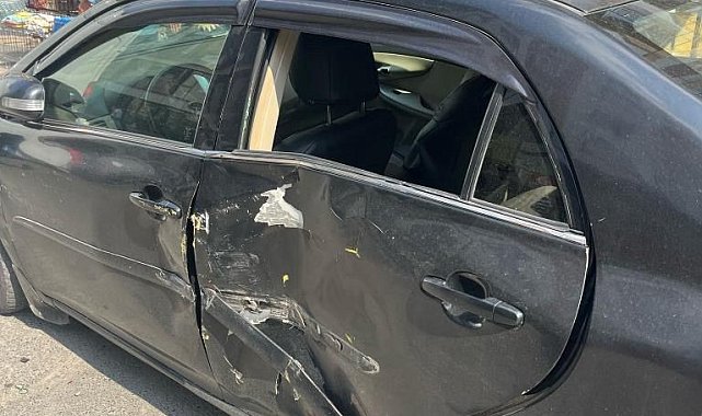 Esenyurt'ta faciadan dönüldü: Vinç kaydı, yaşlı adam iki torunuyla otomobilin altında kaldı
