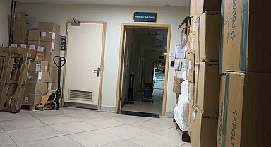 Eşini hastanede silahla vurarak ağır yaraladı