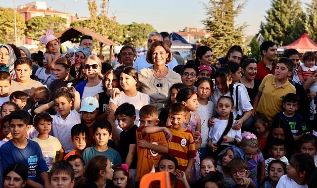Eskişehir'de mahalle şenliği miniklere neşe getirdi