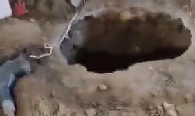 Eve girdiğinde gördüklerine inanamadı: Miras kavgası, define aramaya döndü