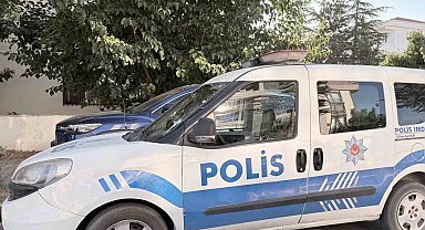 Evinin önünde silahlı saldırıya uğrayan şahıs yaralandı