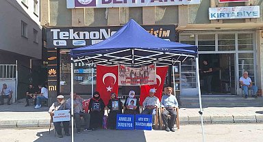 Evlat nöbetinde umutlar "Terörsüz Türkiye" ile arttı
