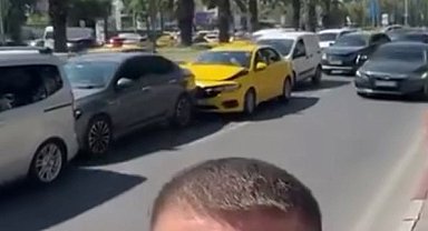 Fatih'te zincirleme kazayı muhabir gibi anlattı: O anlar kamerada