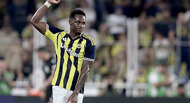 Fenerbahçe'nin yeni forveti Jhon Duran, ilk golünü kaydetti