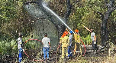 Fethiye Akmaz Plajı'nda çıkan yangın kontrol altına alındı
