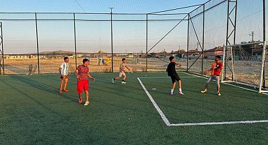 Futbol coşkusu Mahmudiye'de hız kesmiyor