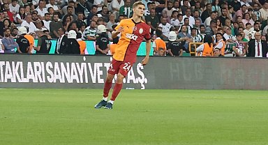 Galatasaray, Elias Jelert'i Southampton'a kiraladı