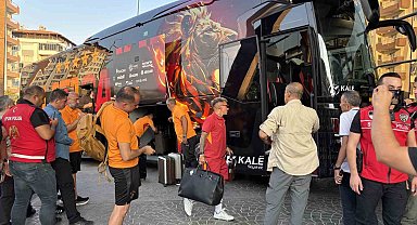 Galatasaray, ligin ilk maçı için Gaziantep'te