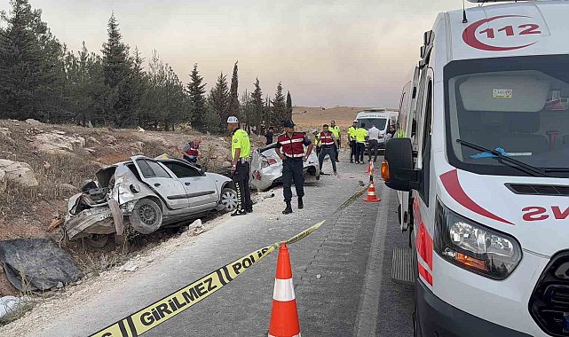 Gaziantep'te iki otomobil çarpıştı: 3 ölü, 3 yaralı