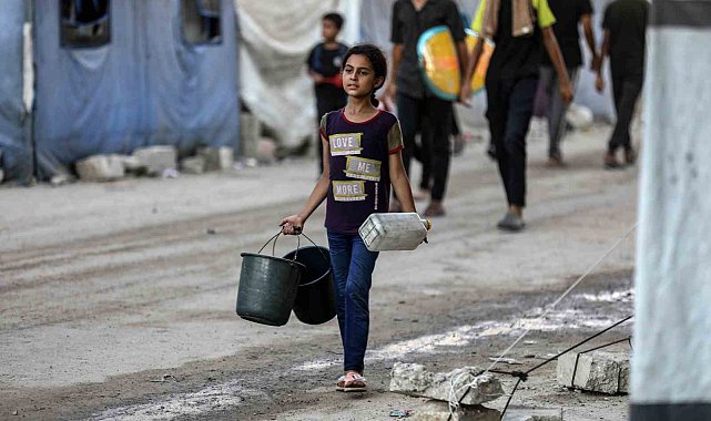 Gazze'de son 24 saatte 2'si çocuk 10 sivil daha açlıktan hayatını kaybetti