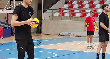 Gebze Belediyespor, Efeler Ligi'ndeki ilk maçını Bursa karşısında verecek