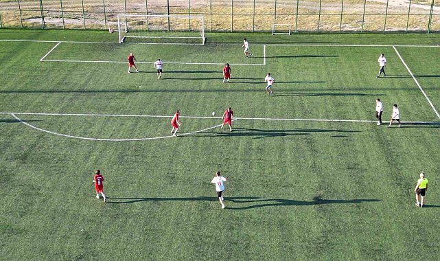 Geçmiş ile bugünü buluşturan futbol maçı