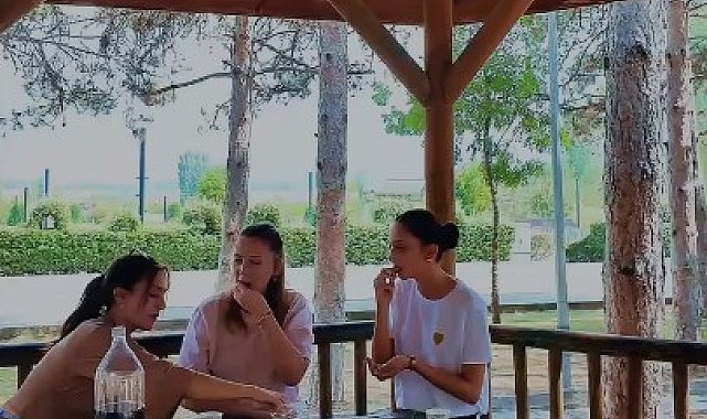 Gediz Belediyesi'nden çevre temizliği için mizahi uyarı: "Kirleten temizler!"