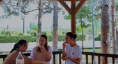 Gediz Belediyesi'nden çevre temizliği için mizahi uyarı: "Kirleten temizler!"