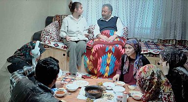 Gediz Kız Anadolu İmam Hatip Lisesi'nin kısa filmi büyük başarıya imza attı