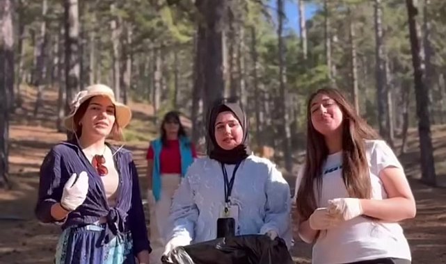 Gediz'de Gençlik Kampı'nda çevre farkındalığı etkinliği