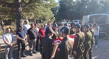 Genç yaşta hayatını kaybeden Bolulu asker son yolculuğuna uğurlandı