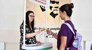 Gençler, "Seyahatsever" projesiyle Balıkesir'i keşfediyor