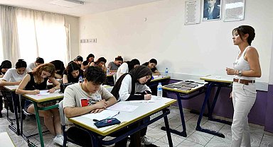 Gençleri ücretsiz üniversiteye hazırlayan MURGEM'de kayıtlar başladı