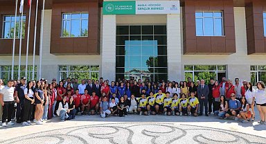 Gençlik ve Spor Bakan Yardımcısı Koçoğlu, Muğla'da gençlerle buluştu