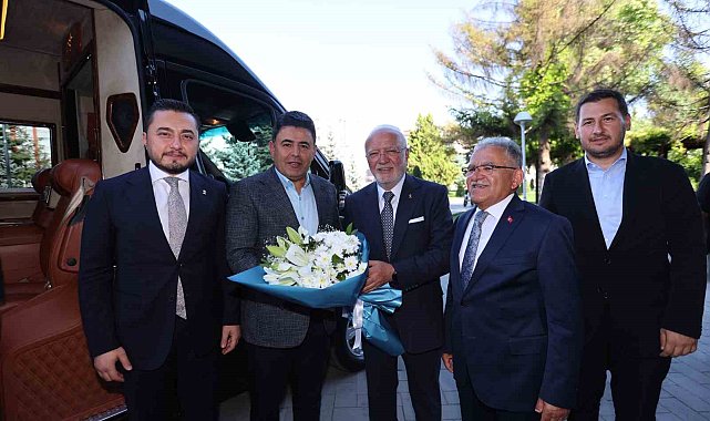 Genel Başkan Vekili Elitaş ve Bakan Yardımcısı Boyraz'dan Başkan Büyükkılıç'a ziyaret