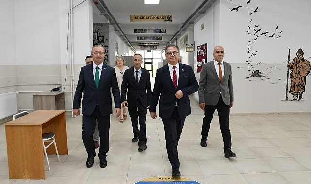 Genel Müdür Otrar, rehberlik öğretmenleri ile bir araya geldi