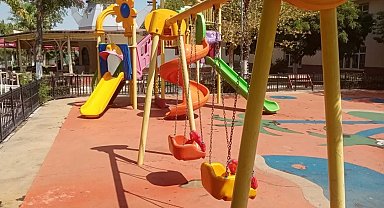 Germencik'te parklar dezenfekte edildi