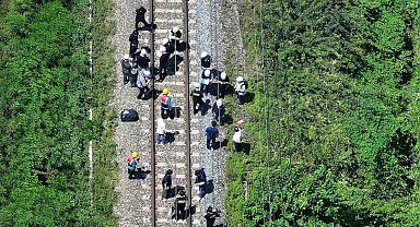 Güney Kore'de yolcu treni, demiryolu kenarında çalışan işçilere çarptı: 2 ölü, 5 yaralı