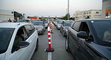 Gurbetçiler akın akın Avrupa'ya dönüyor