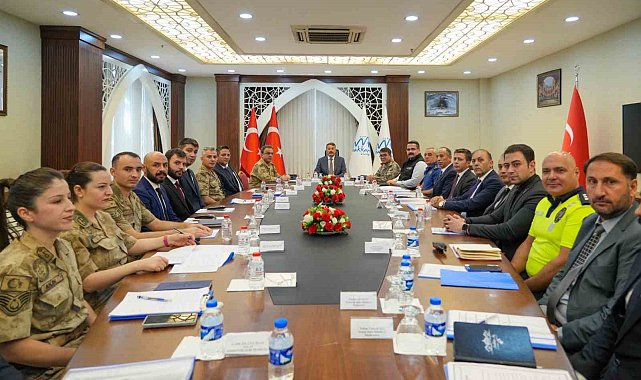 Hakkari'de çeşitli suçlardan 348 kişi yakalandı