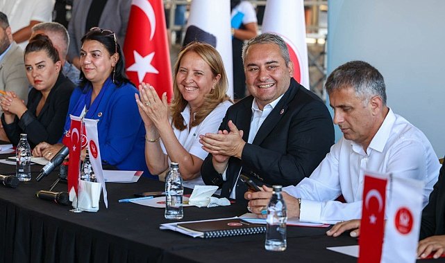 Halk meclisi Ufuktepe Pazar Alanı'nda kuruldu