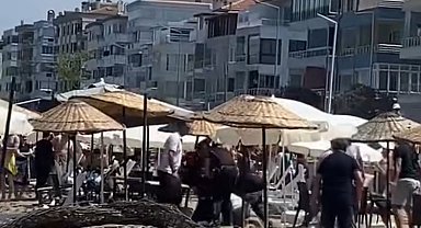 Halk plajında şezlong kavgası: Zabıta ile para toplayanlar arasında arbede çıktı