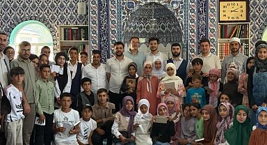 Hamur'da yaz Kur'an kursu öğrencileri yarışmada buluştu
