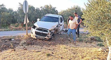 Hatalı sollama kazayı beraberinde getirdi: 3 araç birbirine girdi