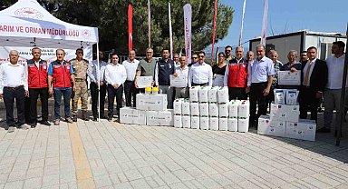 Hatay'da Akdeniz meyve sineğiyle mücadele kapsamında çiftçiler desteklendi