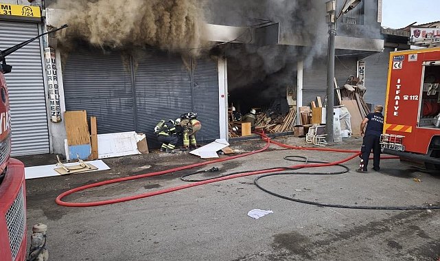 Hatay'da mobilya atölyesinde yangın