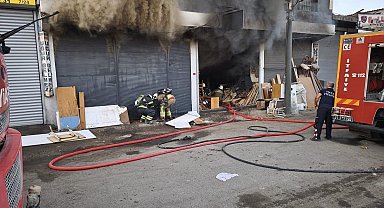 Hatay'da mobilya atölyesinde yangın