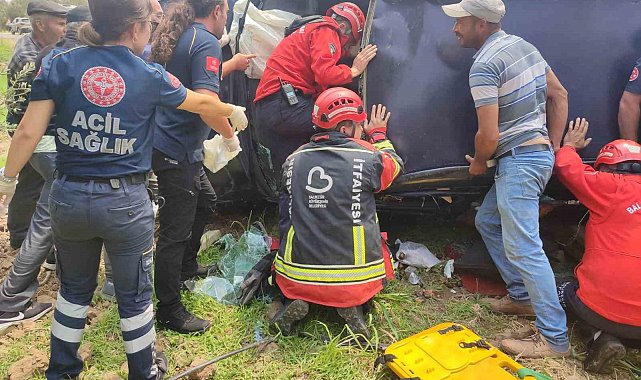 Havran'da sıkışmalı trafik kazası: Sürücü kurtarıldı