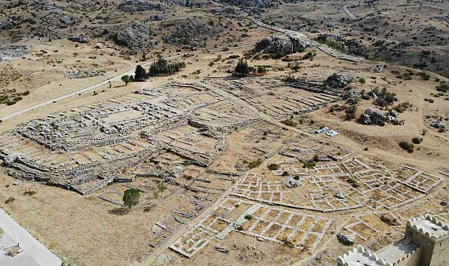 Hititlerin başkenti Hattuşa'da 119 yıldır süren kazı çalışmaları yeniden başladı