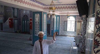 Huzuru camide bulan kuşların yuvalarına cemaatten merhamet koruması