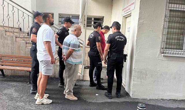 İBB soruşturmasında gözaltında alınan 44 kişi sağlık kontrolünden geçti