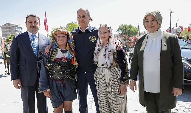 İçişleri Bakanı Ali Yerlikaya Kütahya'da