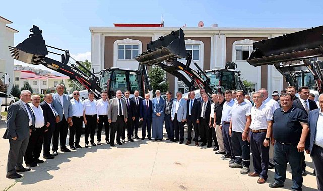 İl Özel İdaresi'nin araç filosuna 15 yeni araç katıldı