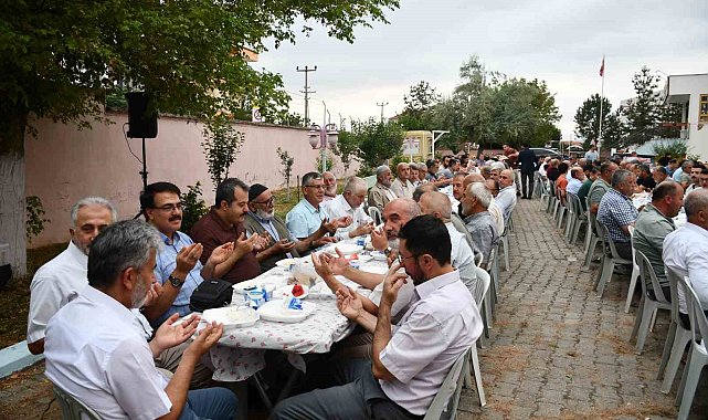 İmam Hatip Lisesi mezunlarından pilav günü etkinliği