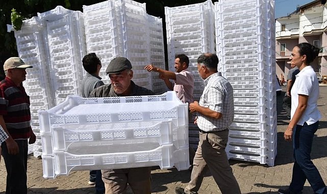 İncir üreticilerine kurutma kerevitleri dağıtıldı