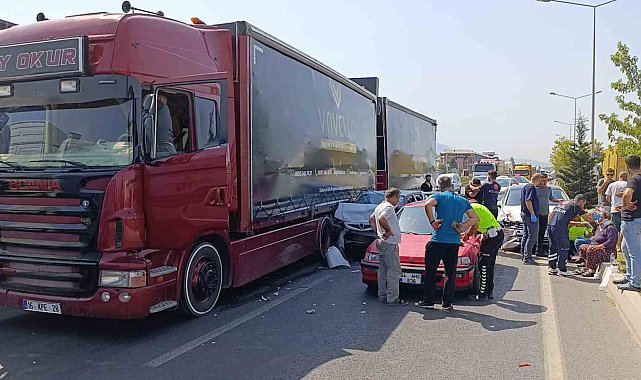 İnegöl'de trafik kazası sonucu 2 kişi yaralandı